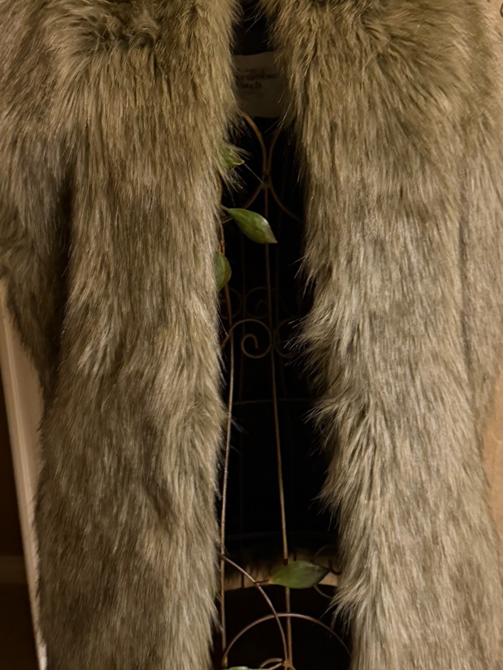 Abercrombie & Fitch Faux Fur Cape in Taupe